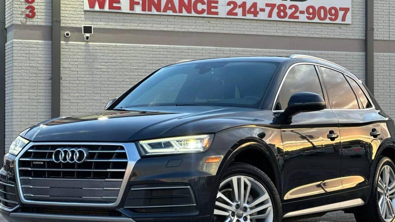 AUDI Q5 2019 WA1BNAFY0K2043610 image