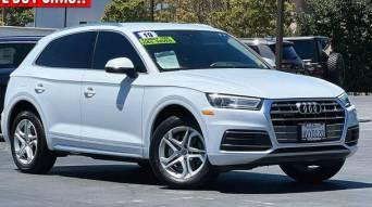 AUDI Q5 2019 WA1ANAFY1K2130248 image