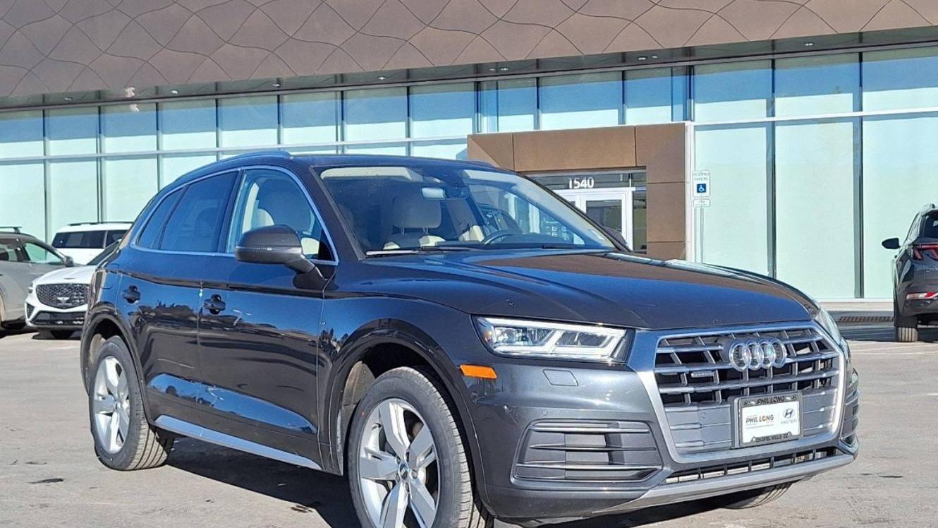 AUDI Q5 2018 WA1BNAFY7J2132024 image