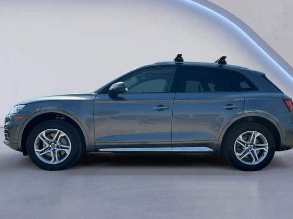 AUDI Q5 2018 WA1ANAFY8J2016004 image