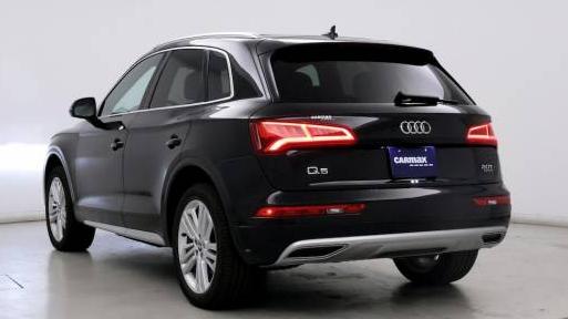 AUDI Q5 2018 WA1BNAFY9J2045211 image