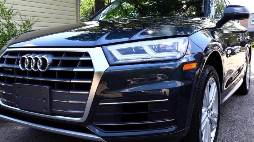 AUDI Q5 2018 WA1BNAFY7J2109407 image