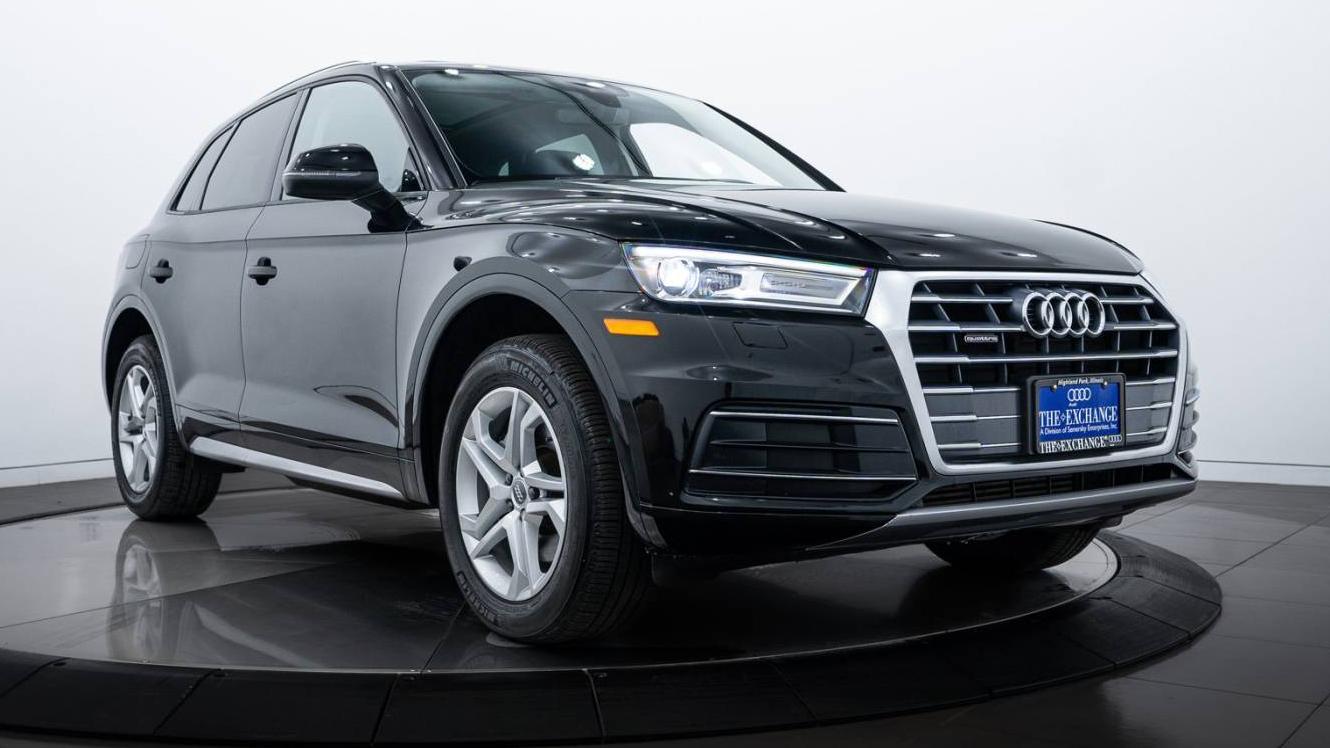 AUDI Q5 2018 WA1ANAFY1J2220806 image