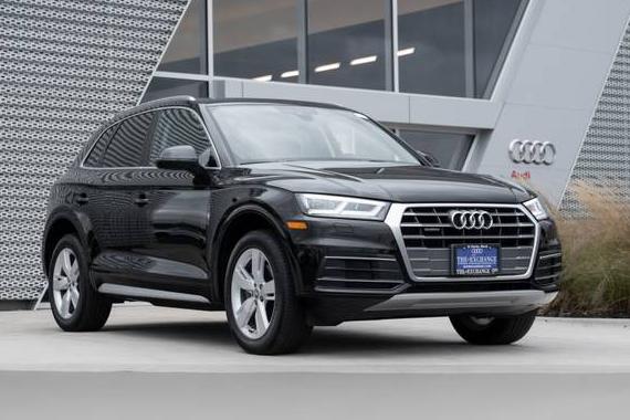 AUDI Q5 2018 WA1BNAFY6J2031752 image