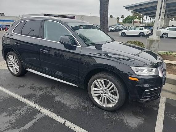 AUDI Q5 2018 WA1BNAFY7J2227408 image