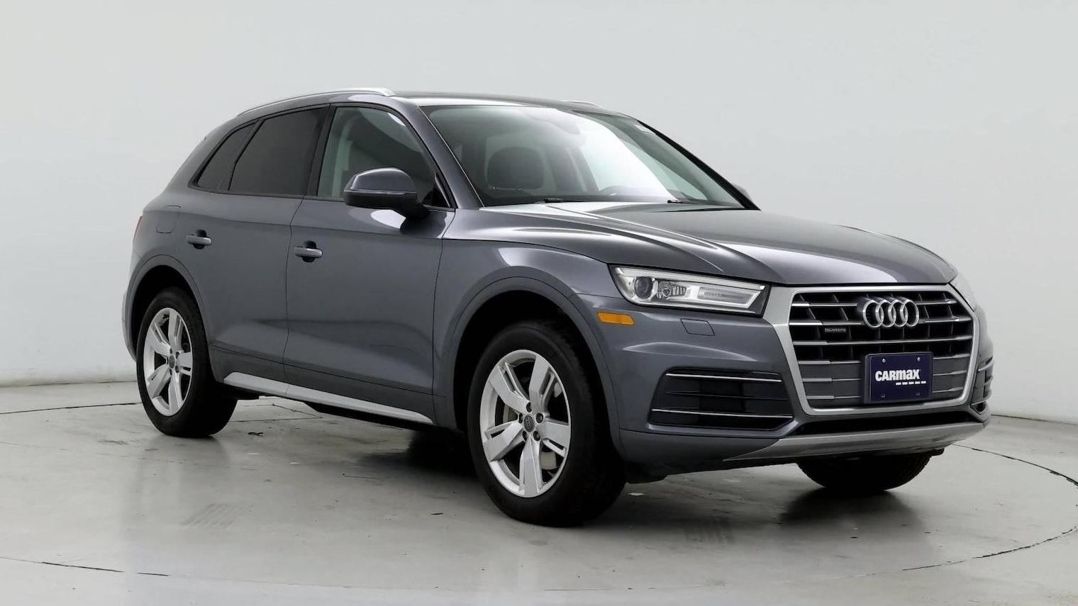 AUDI Q5 2018 WA1ANAFY8J2013376 image