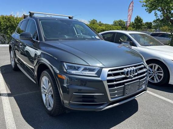 AUDI Q5 2018 WA1CNAFYXJ2106327 image