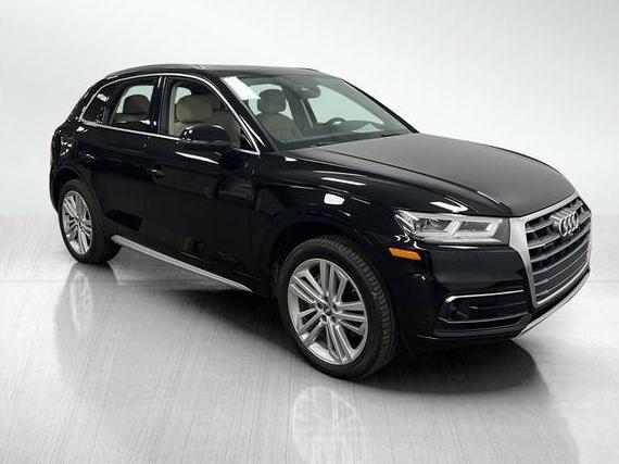 AUDI Q5 2018 WA1CNAFY3J2203904 image