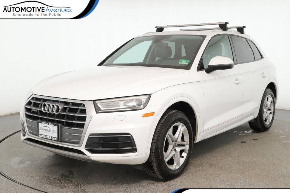 AUDI Q5 2018 WA1ANAFY9J2050758 image