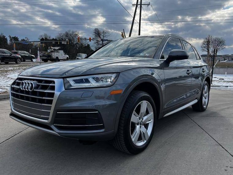 AUDI Q5 2018 WA1BNAFY8J2029467 image