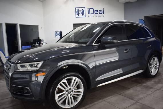 AUDI Q5 2018 WA1CNAFY1J2201035 image