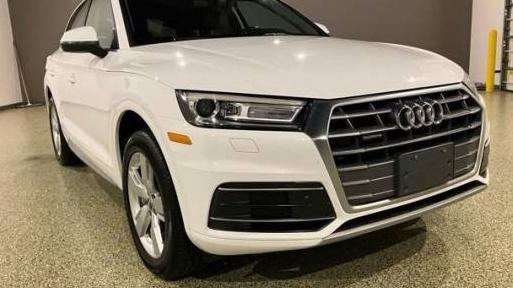 AUDI Q5 2018 WA1ANAFY6J2025302 image