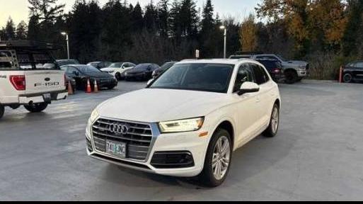 AUDI Q5 2018 WA1CNAFY8J2156417 image