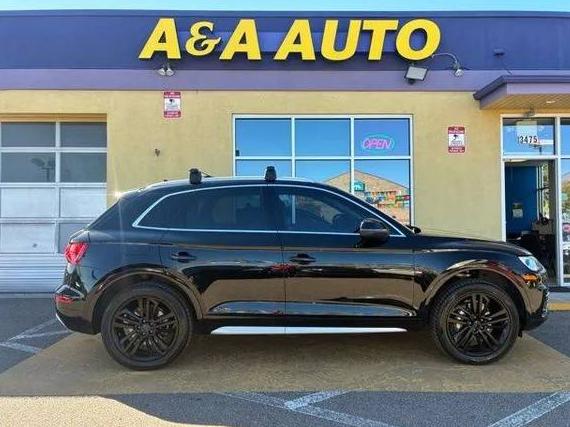 AUDI Q5 2018 WA1BNAFY4J2000810 image