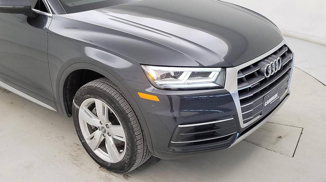 AUDI Q5 2018 WA1BNAFY3J2000412 image