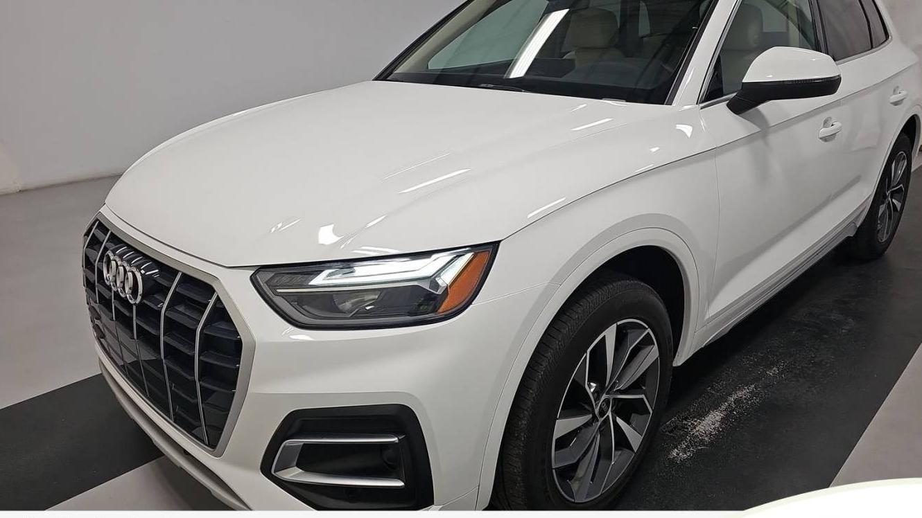 AUDI Q5 2021 WA1AAAFY1M2102318 image