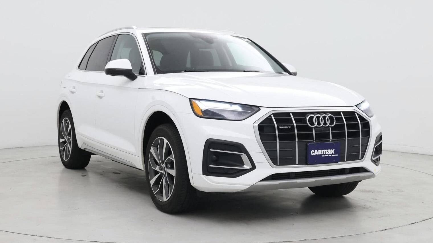 AUDI Q5 2021 WA1BAAFY1M2113615 image