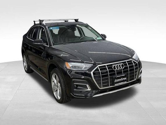 AUDI Q5 2021 WA1CAAFY5M2013439 image