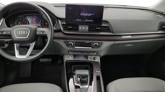 AUDI Q5 2021 WA1AAAFY6M2127814 image