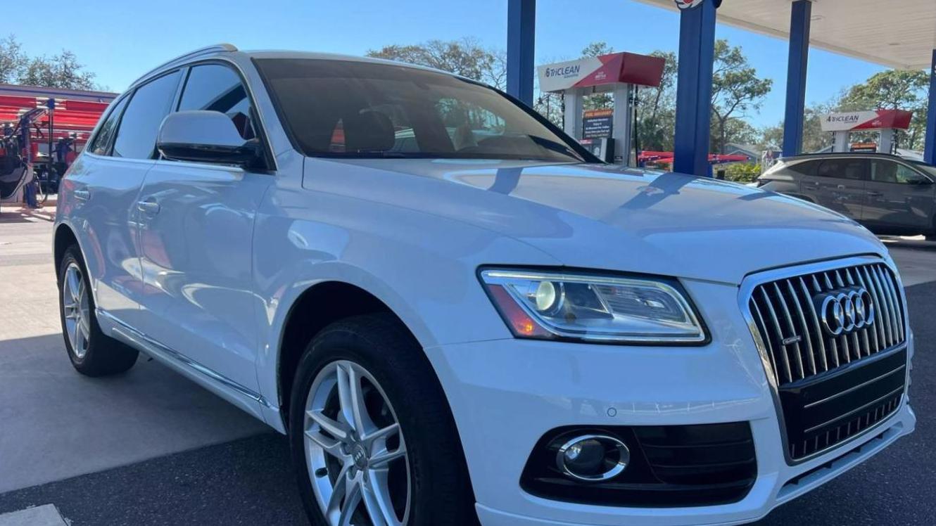 AUDI Q5 2017 WA1L2AFP7HA006119 image