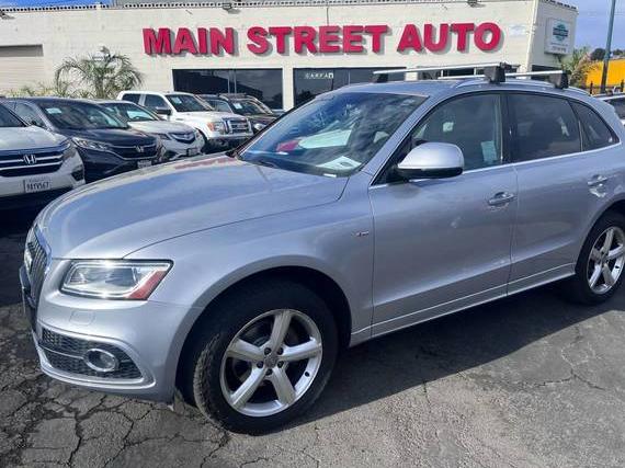AUDI Q5 2017 WA1M2AFP7HA038041 image