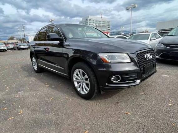 AUDI Q5 2017 WA1C2BFP5HA047595 image
