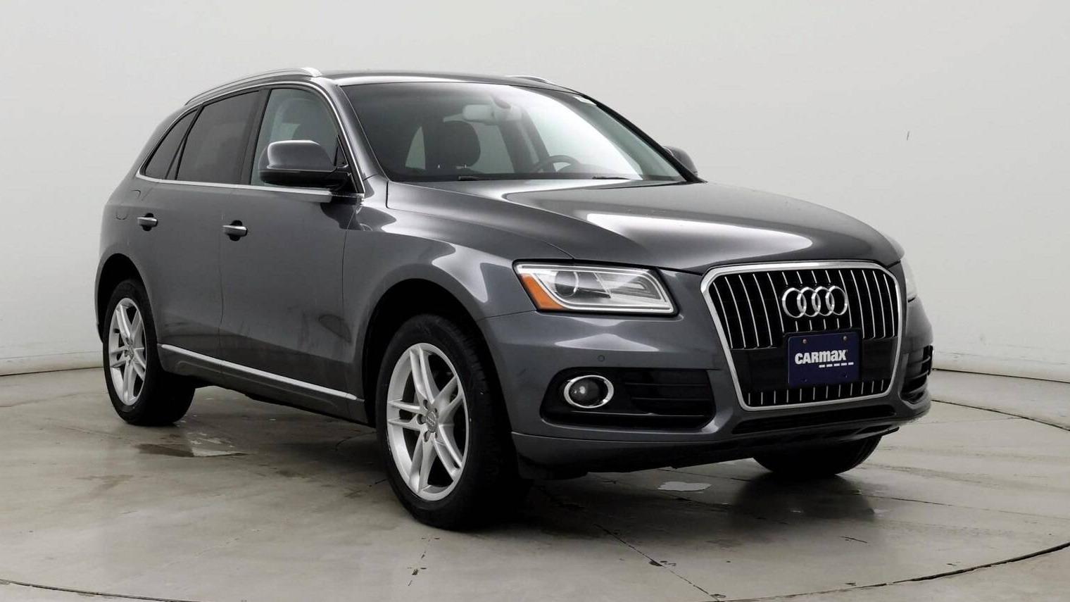 AUDI Q5 2017 WA1L2AFP2HA015634 image