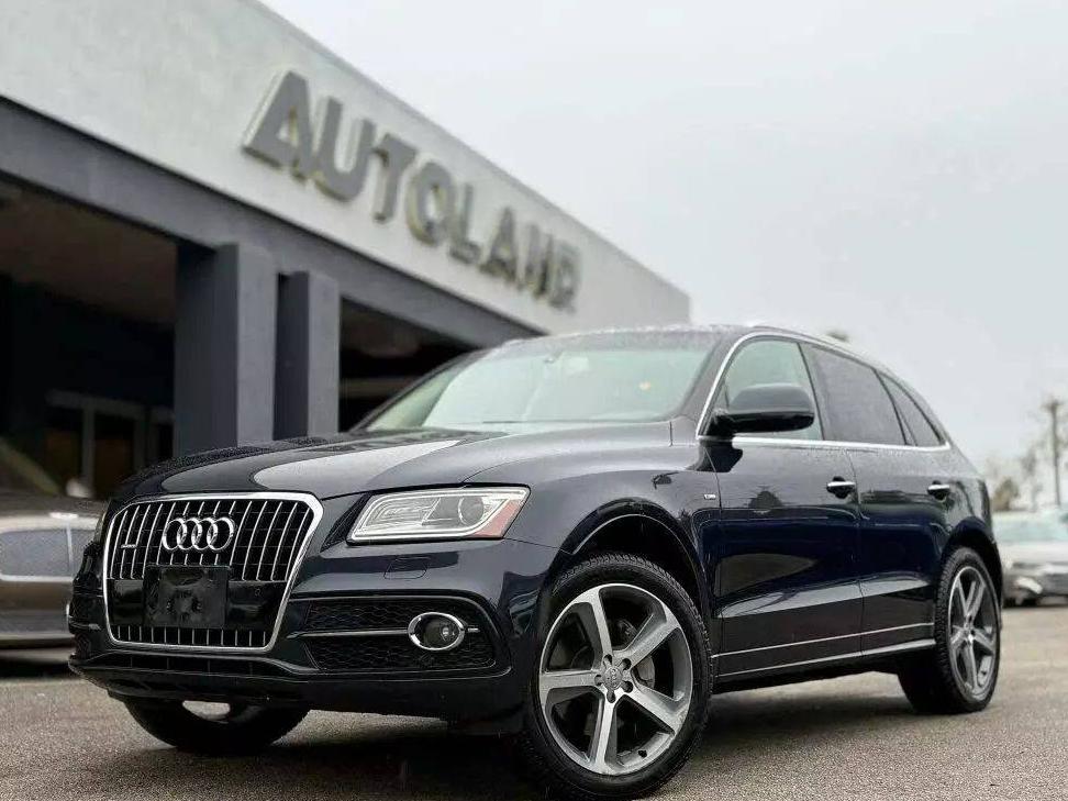 AUDI Q5 2017 WA1L2AFP4HA043130 image