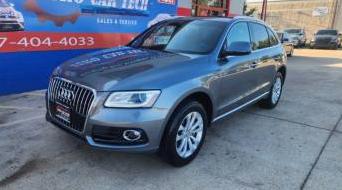 AUDI Q5 2017 WA1C2AFP2HA081861 image