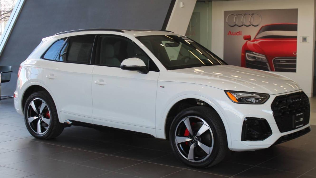 AUDI Q5 2024 WA1EAAFY5R2094345 image