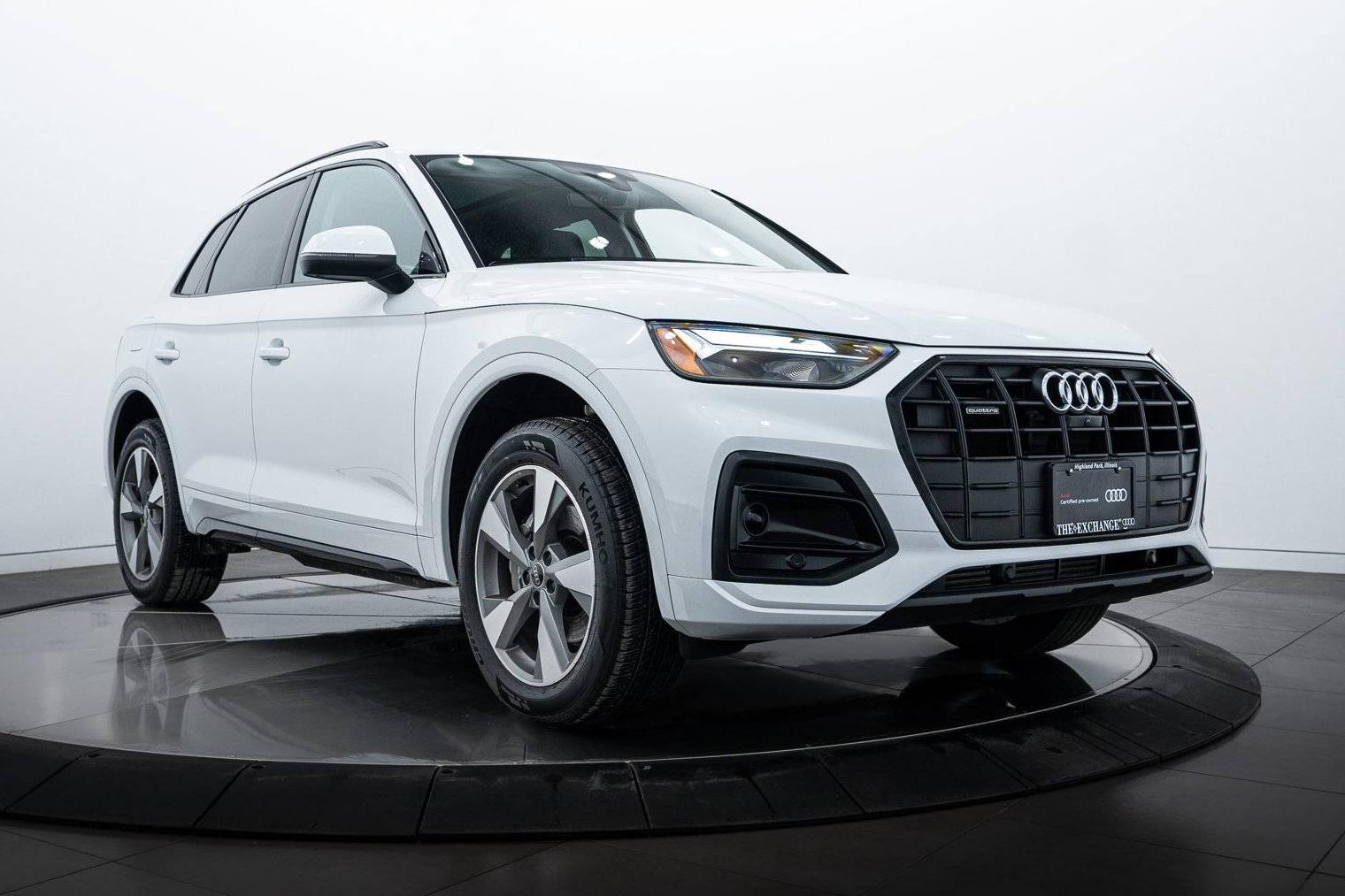 AUDI Q5 2024 WA1BBAFYXR2040099 image