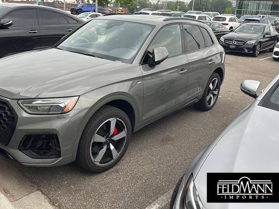 AUDI Q5 2024 WA1EAAFY2R2042560 image
