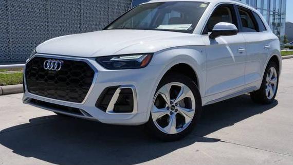 AUDI Q5 2024 WA1EAAFY5R2055562 image