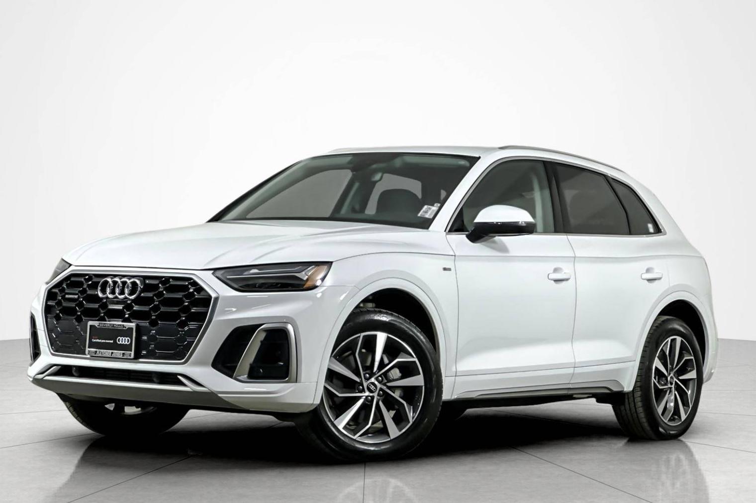 AUDI Q5 2024 WA1EAAFY1R2090714 image