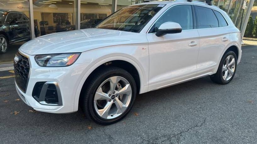 AUDI Q5 2024 WA1EAAFY7R2060732 image