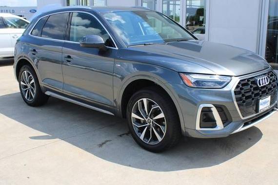 AUDI Q5 2024 WA1GAAFY7R2014715 image