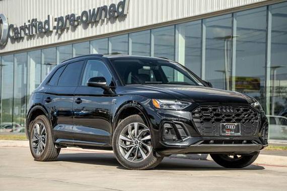 AUDI Q5 2024 WA1GAAFY1R2106130 image