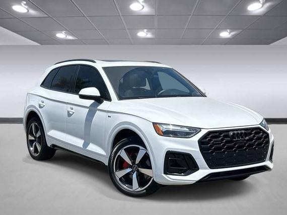 AUDI Q5 2024 WA1EAAFY3R2010491 image