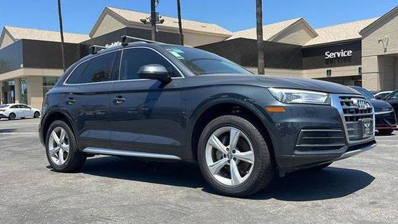 AUDI Q5 2020 WA1ANAFY7L2018698 image