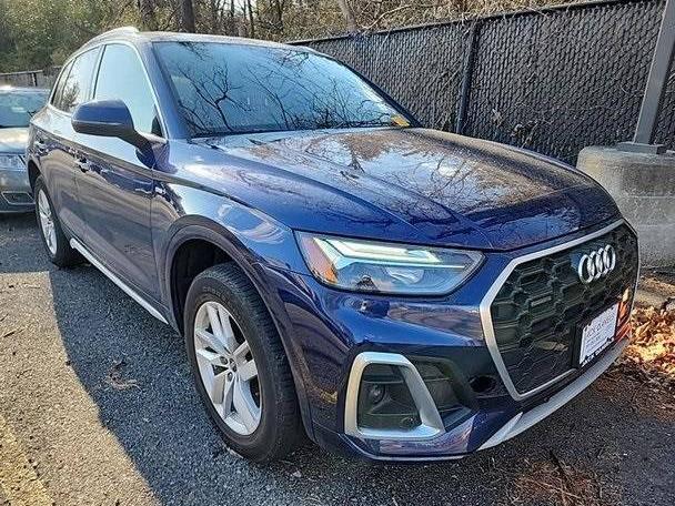 AUDI Q5 2022 WA1GAAFY5N2072817 image