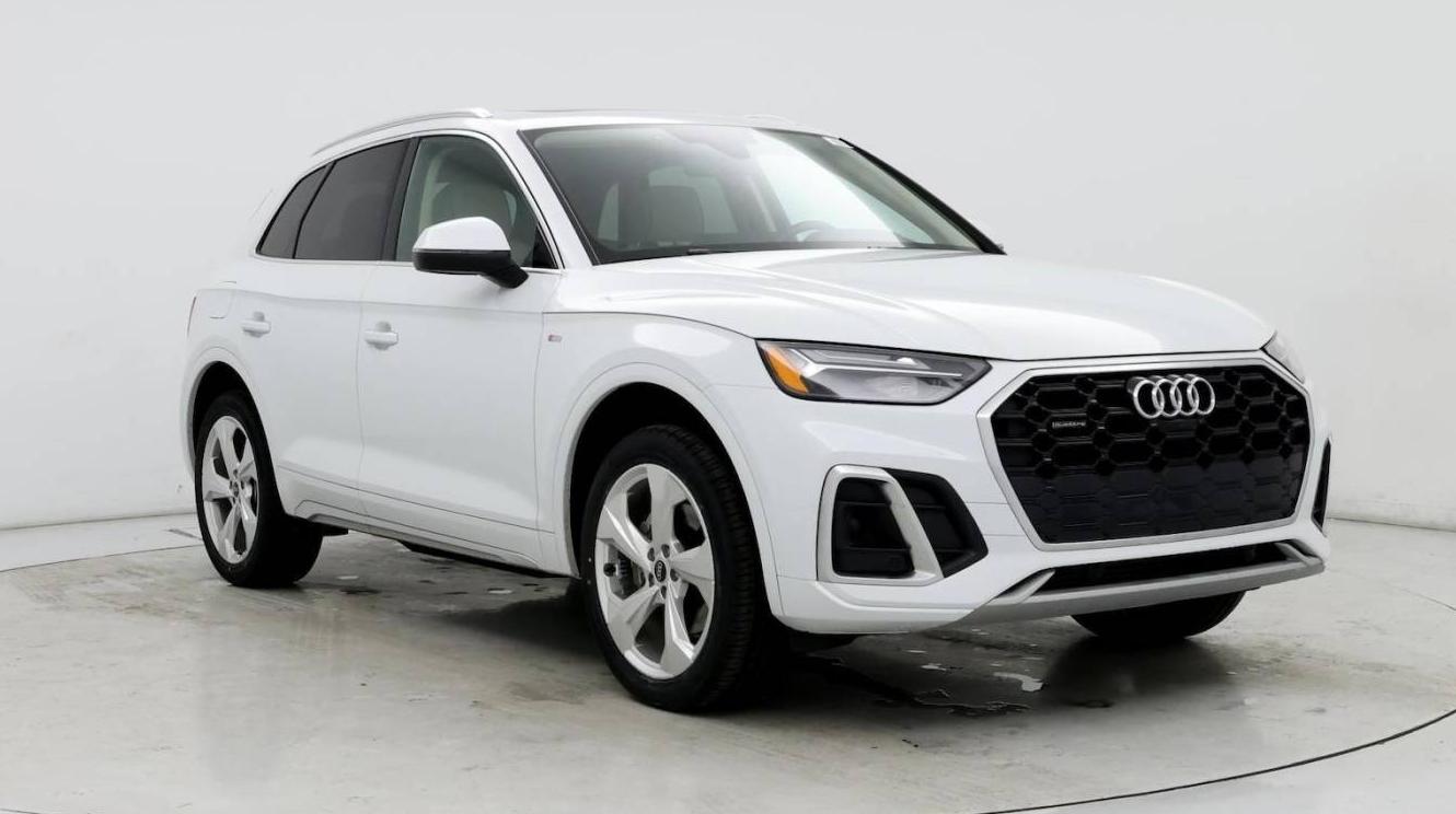 AUDI Q5 2022 WA1EABFY2N2045815 image