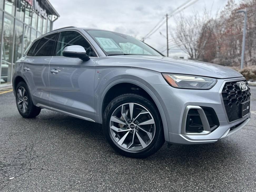 AUDI Q5 2022 WA1GAAFY4N2081489 image