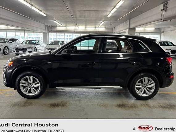 AUDI Q5 2022 WA1GAAFYXN2004755 image