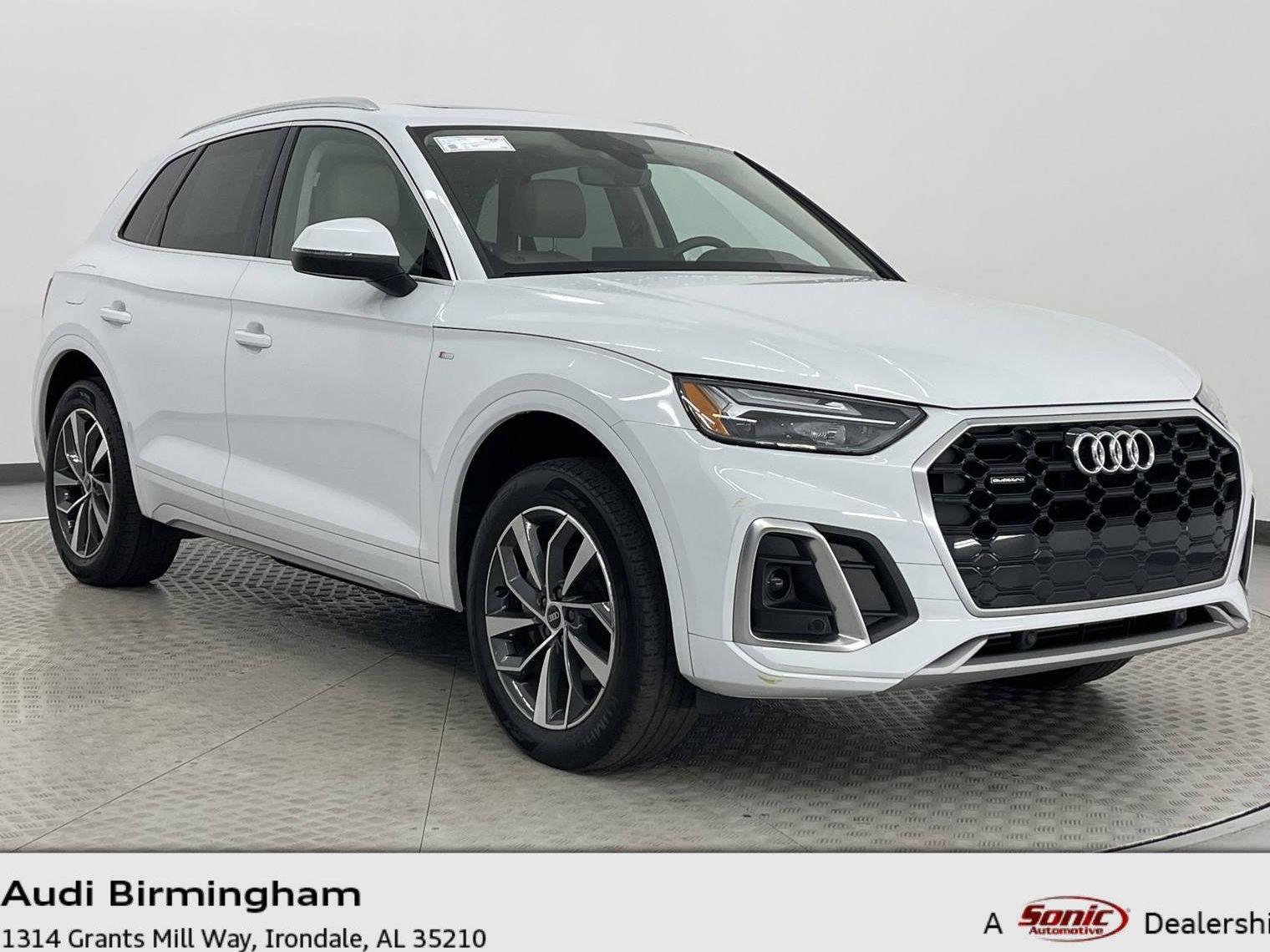 AUDI Q5 2022 WA1GAAFY1N2031181 image