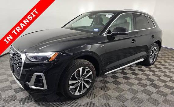 AUDI Q5 2022 WA1EAAFYXN2017738 image