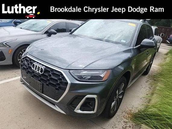 AUDI Q5 2022 WA1EAAFYXN2075512 image