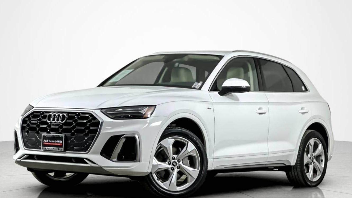 AUDI Q5 2022 WA1EAAFY0N2008322 image