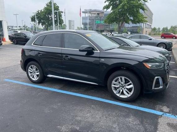 AUDI Q5 2022 WA1GAAFY2N2051746 image