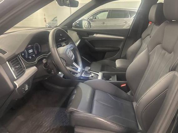 AUDI Q5 2025 WA1GAAFY5S2049792 image