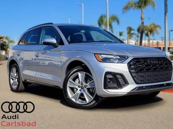 AUDI Q5 2025 WA1GAAFY9S2038083 image
